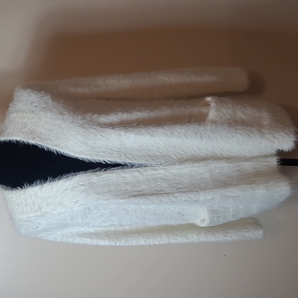 Ivory eyelash cardigan banana republic Size S - Picture 2 of 10